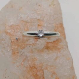 ANILLO DE HILO EN PLATA LEY 950 CON ZIRCON