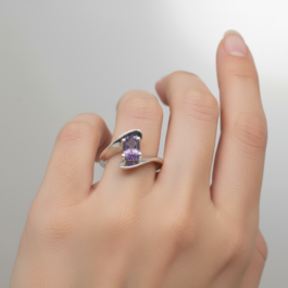 ANILLO DE HILO CON ZIRCON