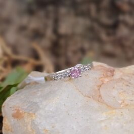 ANILLO TIPO LADY DY CON AMATISTA