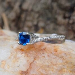 ANILLO EN PLATA LEY 950 CON ZIRCON