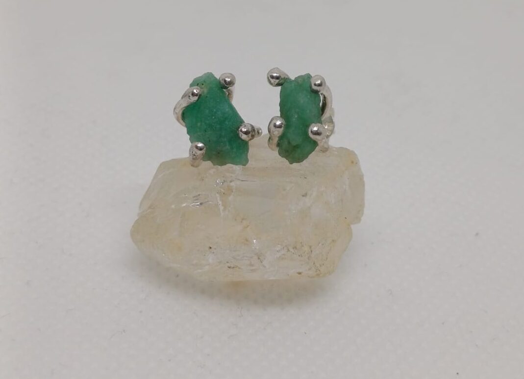 Aretes en Plata Piedra Esmeralda